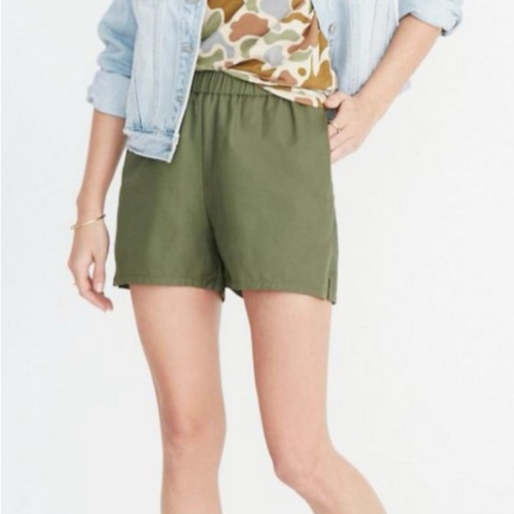 Madewell Pull On Shorts Chambray Twill Pockets Olive Green Sz L Beach Summer EUC